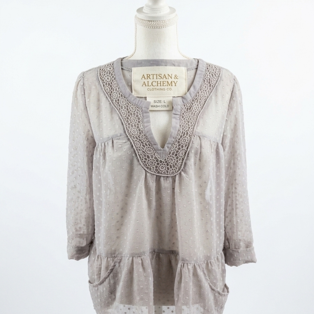Daniel Rainn‎ Light Gray Lace-Trim Tunic Top